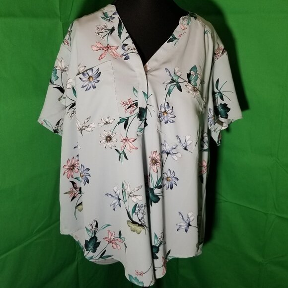 Torrid Top Plus Size 0 Harper Blue Floral V Neck Pockets Flutter Sleeves Office - Picture 1 of 7